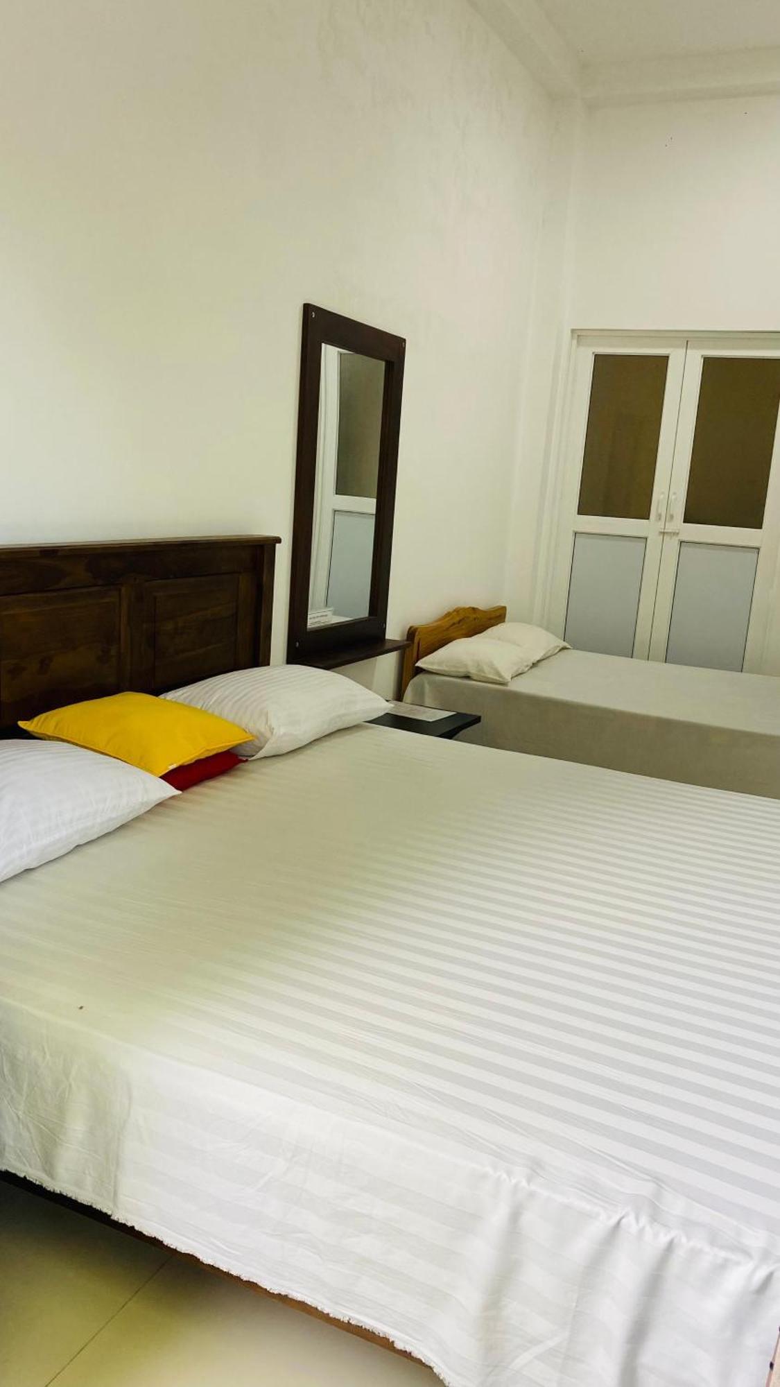 Coco Rooms Ґалле Екстер'єр фото